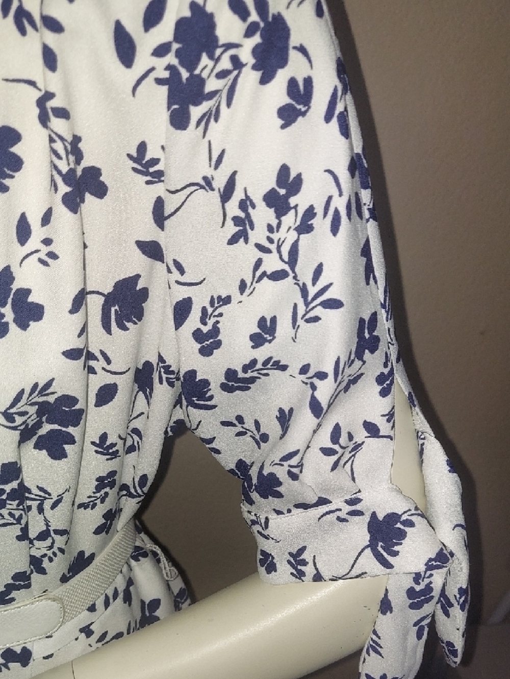 Calvin Klein White Top with Navy Floral Print - Picture 9 of 15